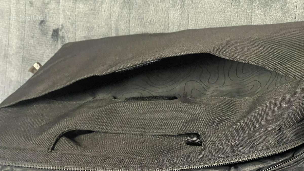 Incase MacBook Pro / MacBook Air dėklas - nuotraukos Nr. 9
