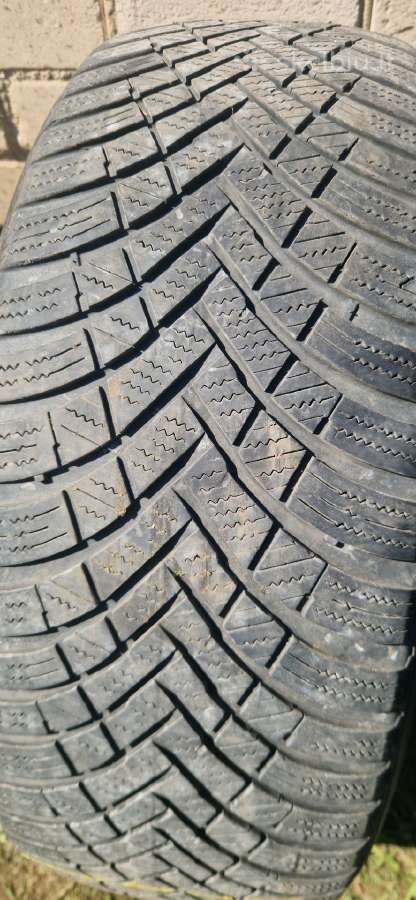 Hankook Winter i*cept Rs2 215/55 R17 98v XL 4 vnt - nuotraukos Nr. 2