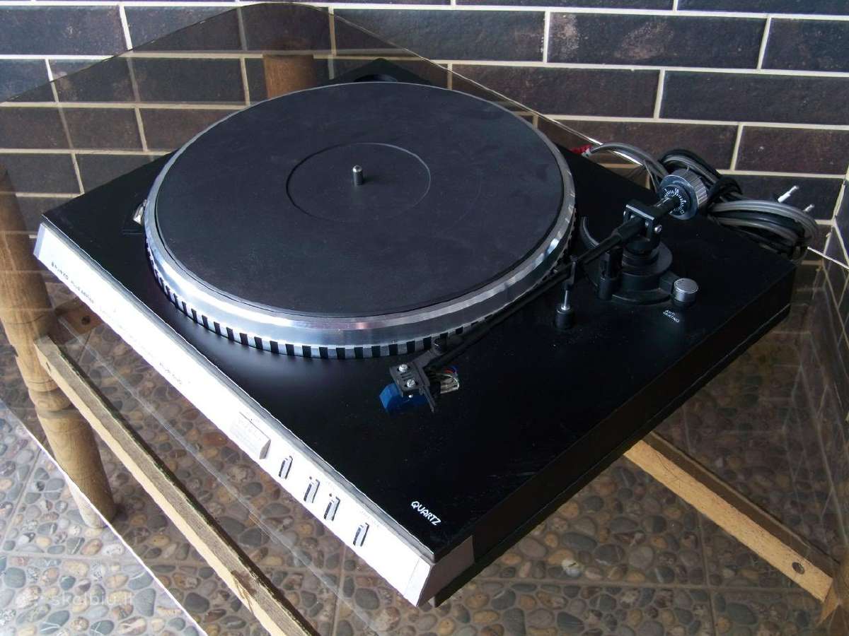Samyo. Technfcs Sl2000. JVC. Kenwood. Dual 621,704 - nuotraukos Nr. 2