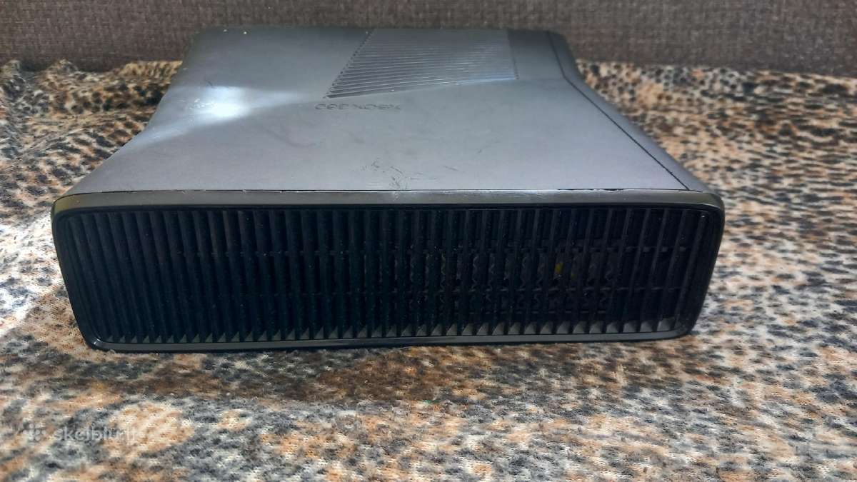 Xbox 360s Netikrintas/dalimis - nuotraukos Nr. 4