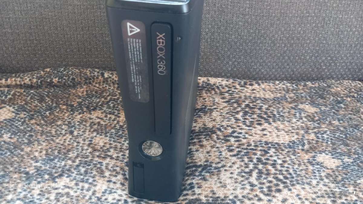 Xbox 360s Netikrintas/dalimis - nuotraukos Nr. 6