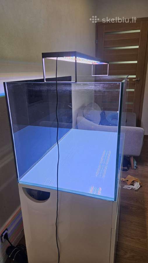 Akvariumas 90x50x50 ir spintelė pristaikyta jam - nuotraukos Nr. 7