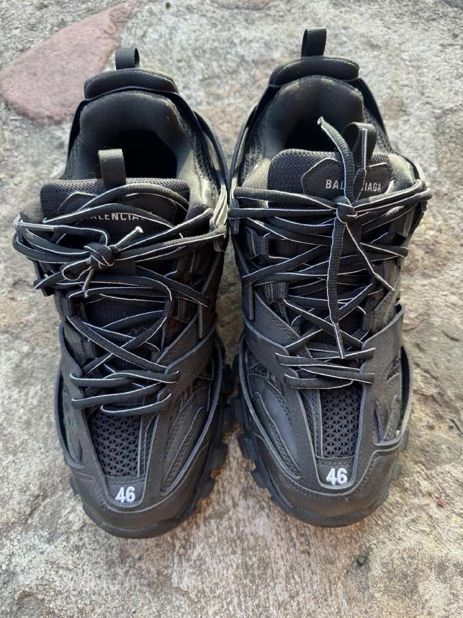 Balenciaga - nuotraukos Nr. 4