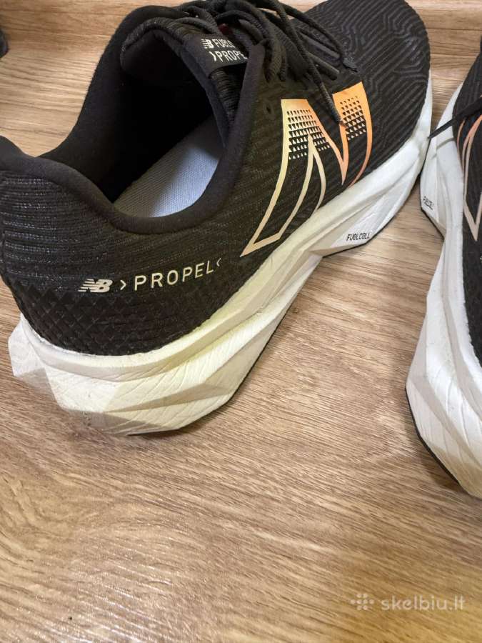 New Balance Fuelcell Propel v5 bėgimo kedai - nuotraukos Nr. 4