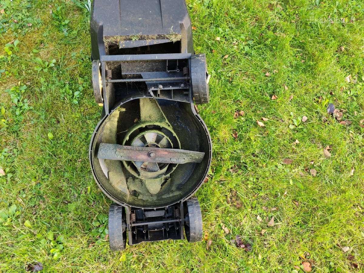 Elektrinė žoliapjovė Vagner 32 cm - nuotraukos Nr. 4