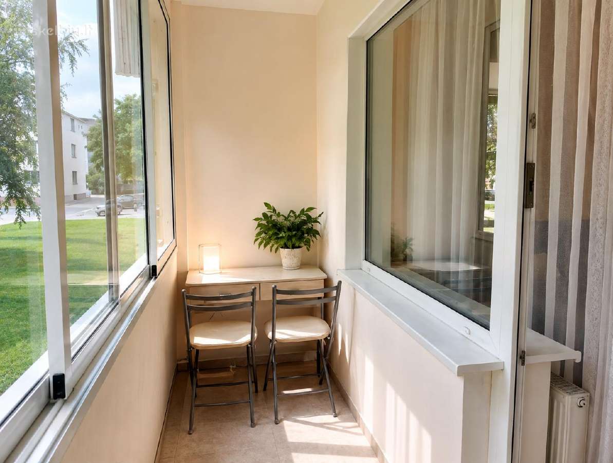 Didelis kambarys studentui vaikinui Eiguliai, Ši - nuotraukos Nr. 3