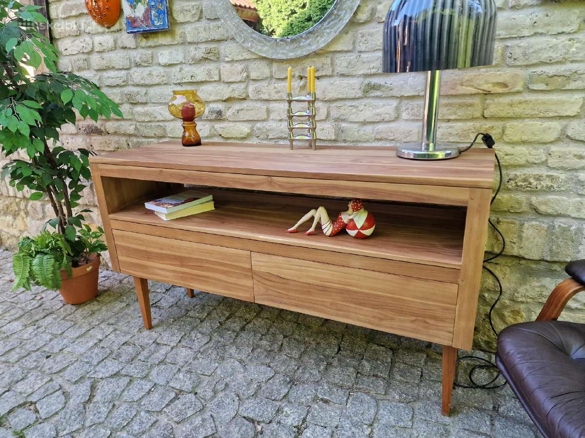 Vintažinė mid century tikmedžio masyvo komoda - nuotraukos Nr. 3