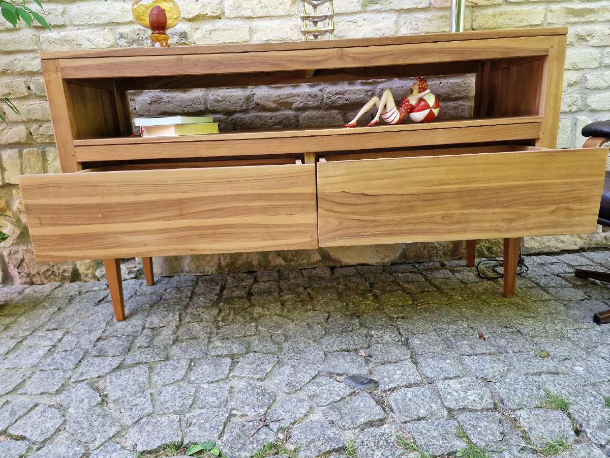Vintažinė mid century tikmedžio masyvo komoda - nuotraukos Nr. 11