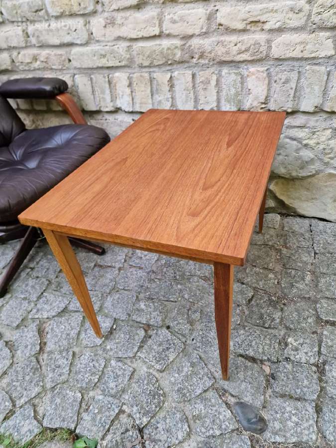 Vintažinis mid century tikmedžio staliukas - nuotraukos Nr. 3