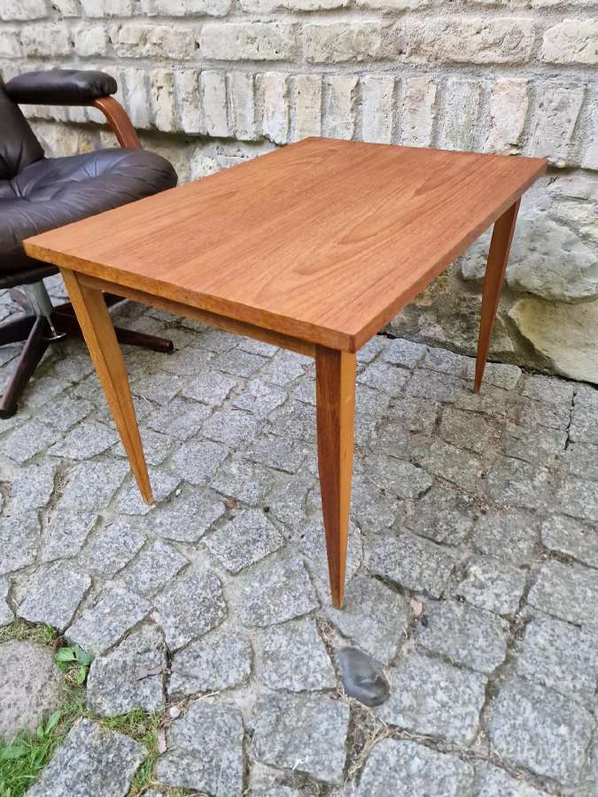 Vintažinis mid century tikmedžio staliukas - nuotraukos Nr. 9