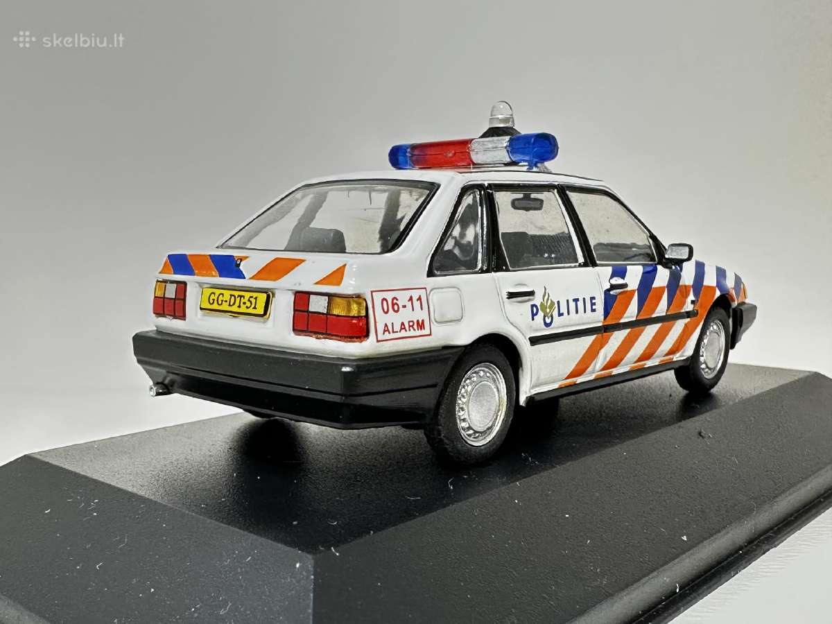 Volvo 440 1992 Politie Nl balta 1:43 Atlas - nuotraukos Nr. 6