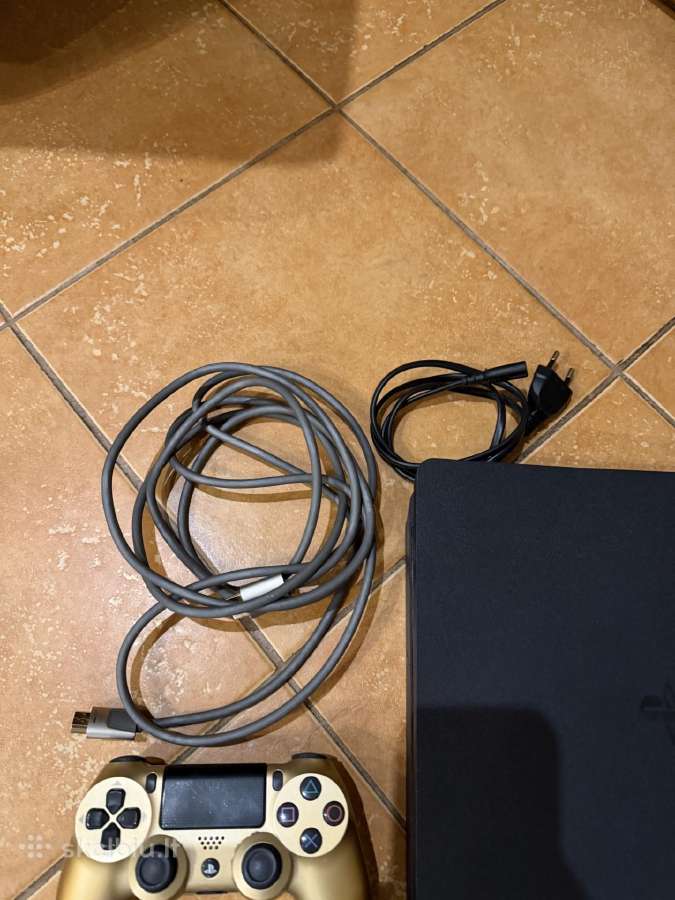 Playstation 4 Slim - nuotraukos Nr. 3