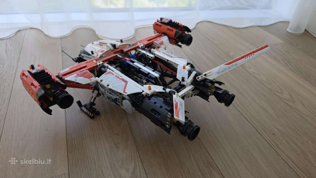 Lego Technic 42181 - nuotraukos Nr. 2