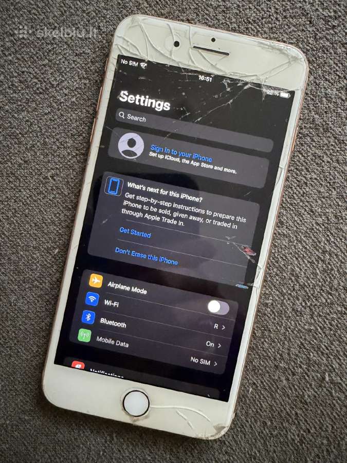 iPhone 8 plus sudaužytas bet veikiantis - nuotraukos Nr. 3