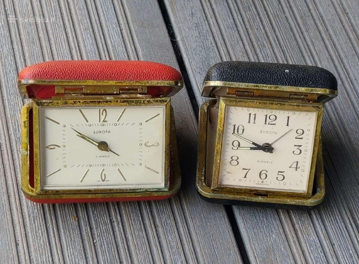 52 vnt kelioniniai zadintuvai + priedai - nuotraukos Nr. 27