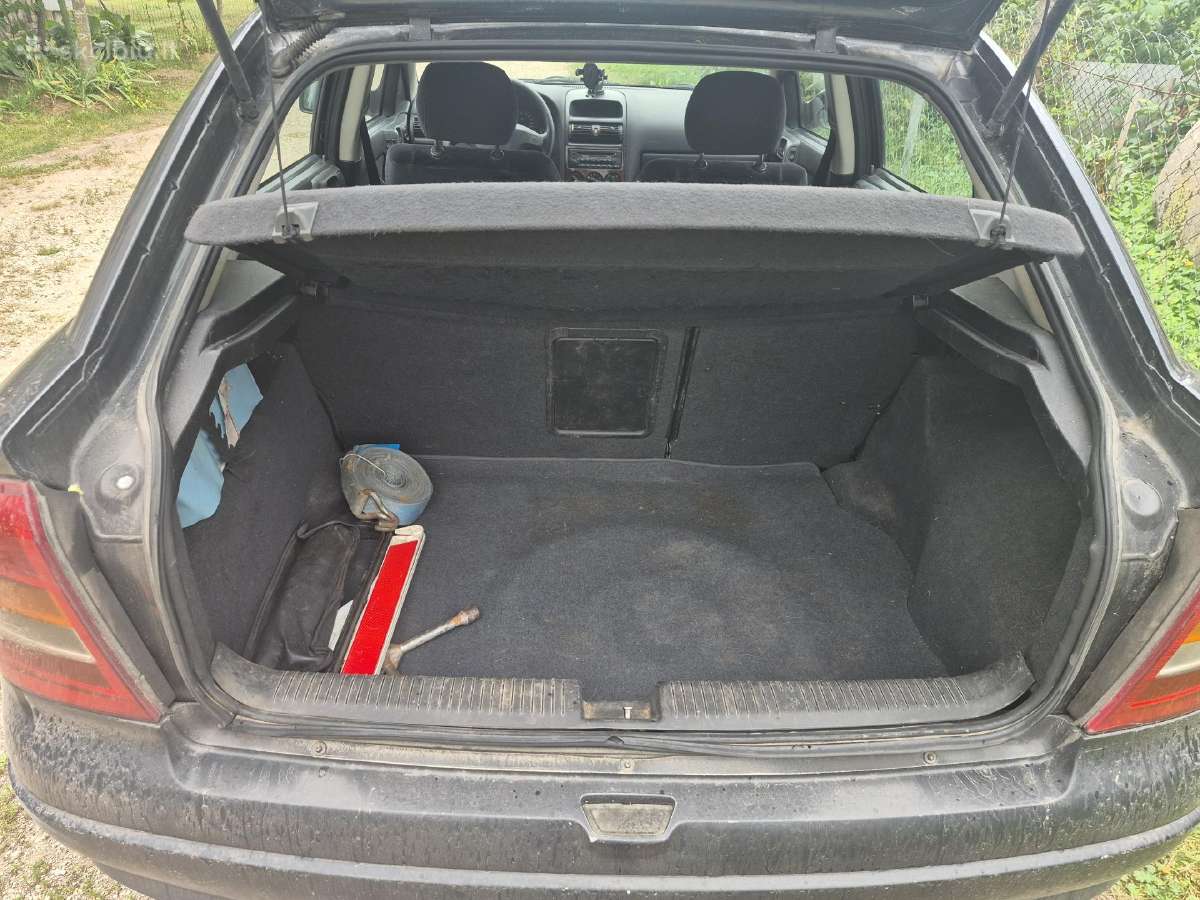 Opel Astra 2.0 - nuotraukos Nr. 9