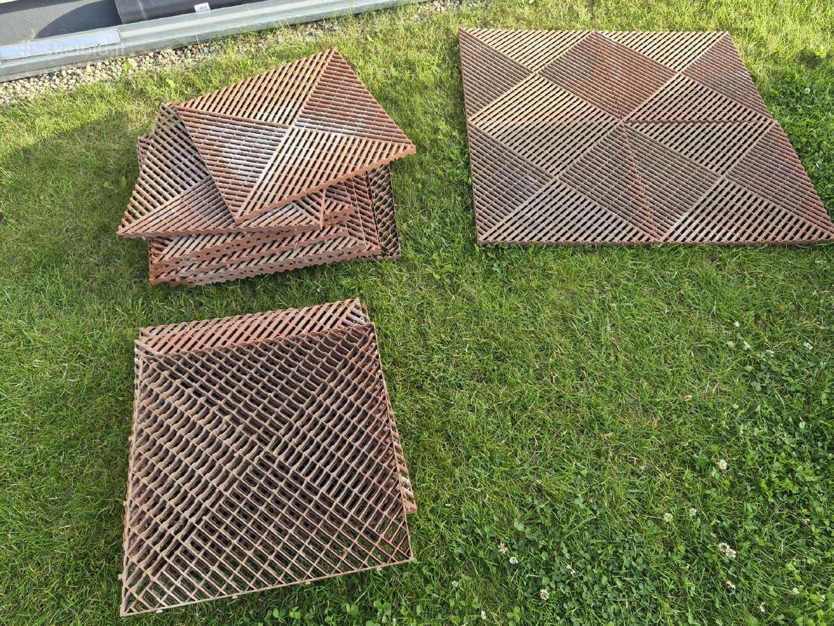 Sodo-šiltnamio takelis iš plastikinių plytelių - nuotraukos Nr. 2