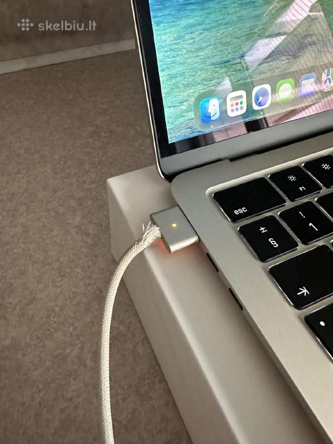 MacBook Air M2 13.6 2023 - nuotraukos Nr. 2