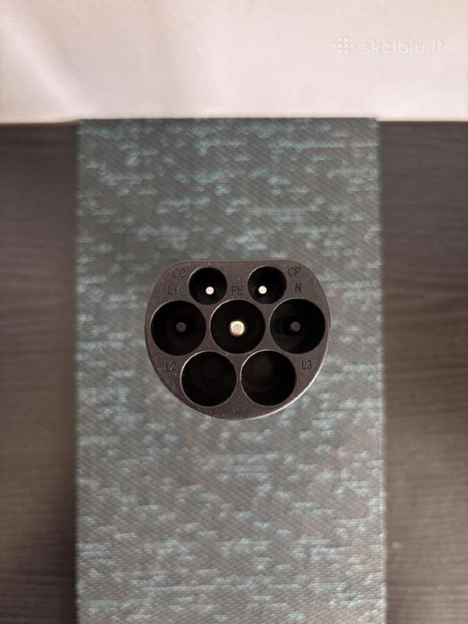 Type 2 -> Nacs (Tesla) krovimo adapteris (32a) - nuotraukos Nr. 4