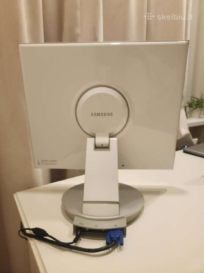 Parduodamas Samsung Syncmaster 193 monitorius - nuotraukos Nr. 2