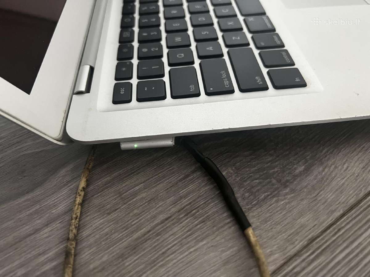 Apple MacBook Air 13" dalims arba remontui - nuotraukos Nr. 5