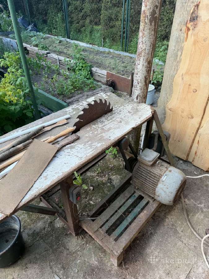 Parduodamos medžio pjovimo staklės - nuotraukos Nr. 8