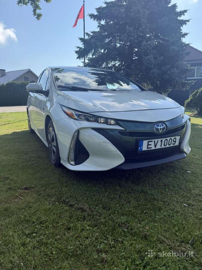 Parduodamas Toyota Prius Prime 2017 m. - nuotraukos Nr. 2