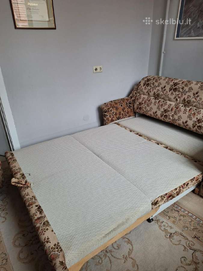 Tvarkingas vintažinis minkštų baldų komplektas - nuotraukos Nr. 5