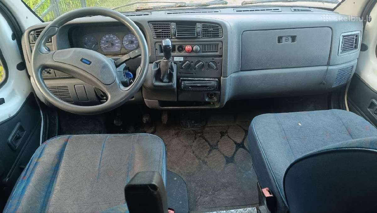 Auto parduotuvė - nuotraukos Nr. 7