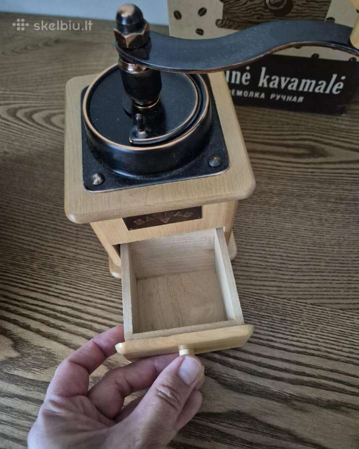 Rankine kavamale - nuotraukos Nr. 4