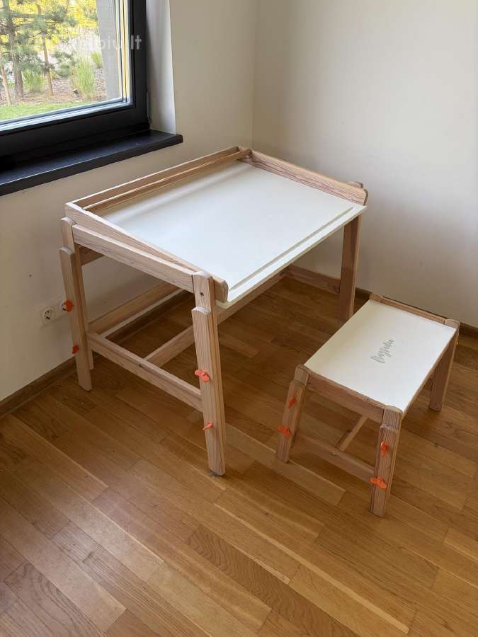 Vaikiškas rašomasis stalas Ikea - nuotraukos Nr. 5