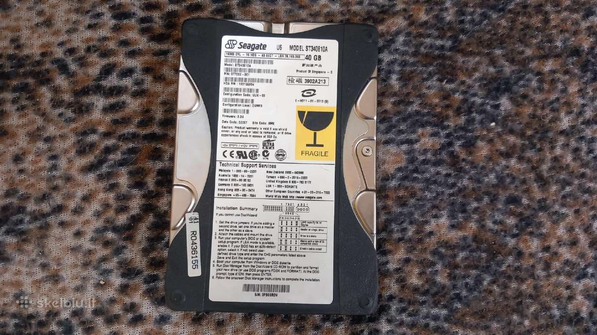 7 vnt. Floppy + 4 vnt. CD įrenginių + Dovana HDD - nuotraukos Nr. 6