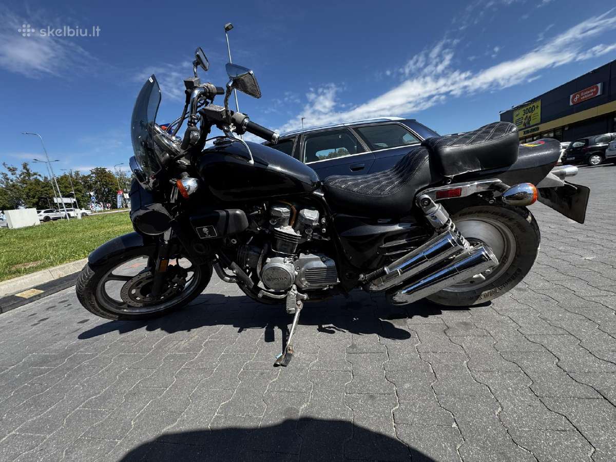 Honda Vf 700 Magna - nuotraukos Nr. 4