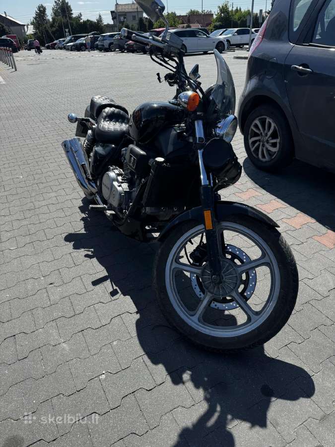 Honda Vf 700 Magna - nuotraukos Nr. 6