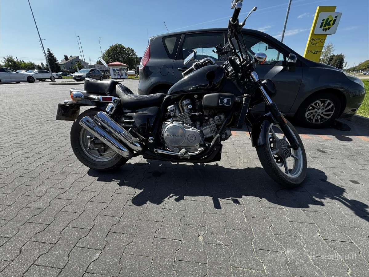 Honda Vf 700 Magna - nuotraukos Nr. 3