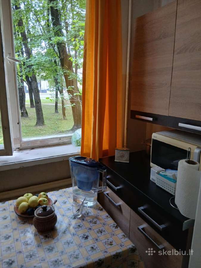 Išnuomojamas kambarys studentei - nuotraukos Nr. 4