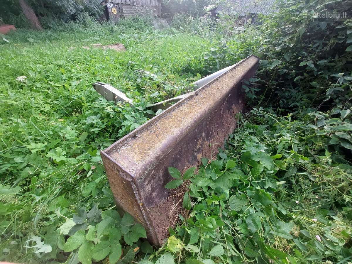 Išparduodama įvairi žemės ūkio technika - nuotraukos Nr. 2