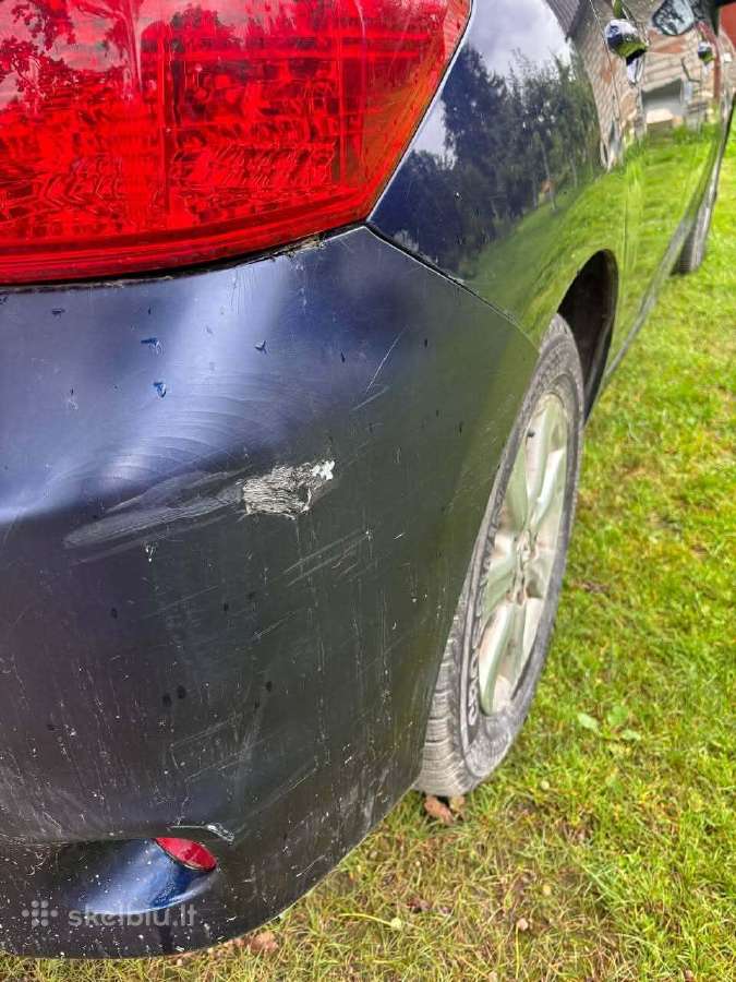 Toyota Auris - nuotraukos Nr. 10