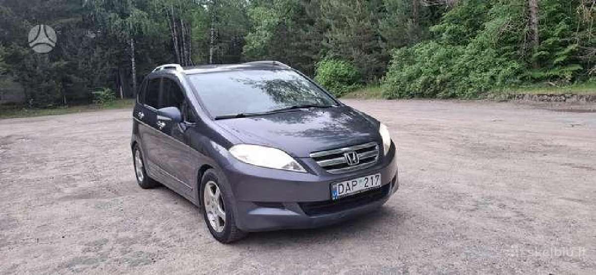 Parduodama erdvi ir patikima Honda Fr-v 6 sėdimos - nuotraukos Nr. 4