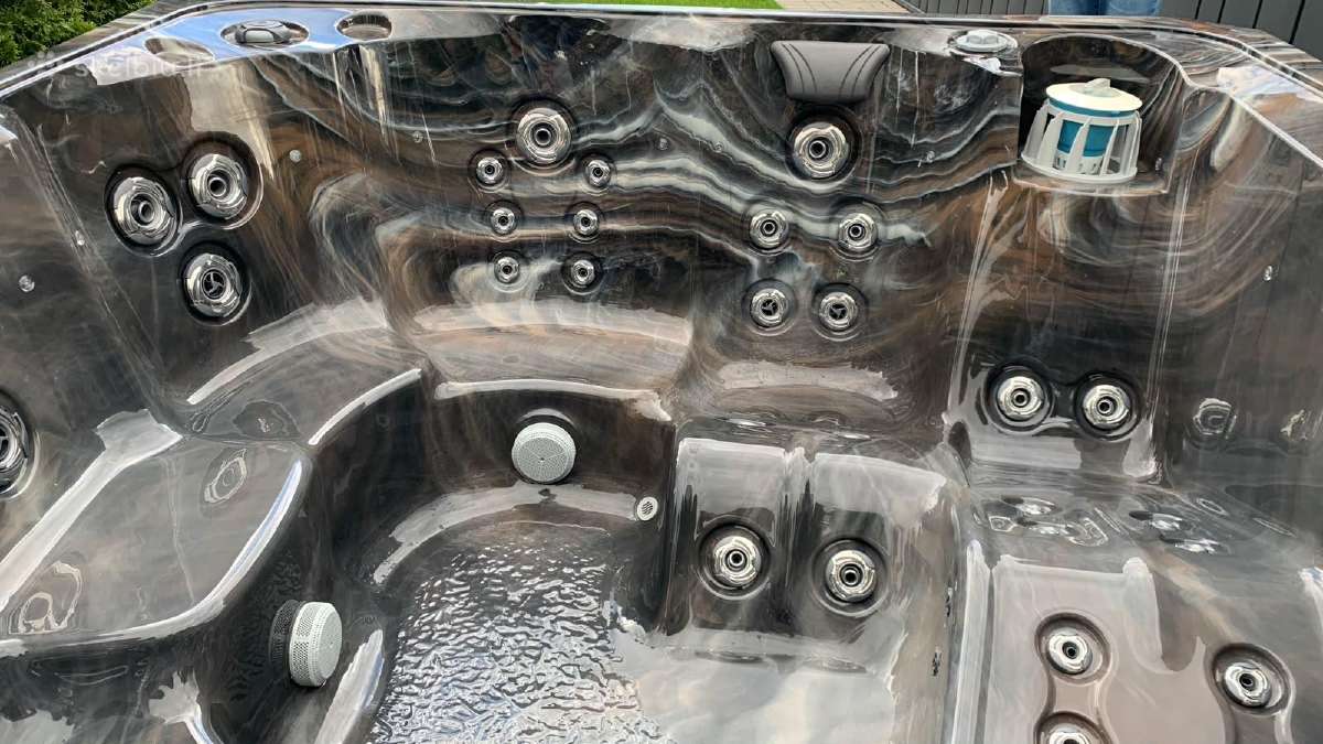 Lauko sukurine vonia (jacuzzi) - nuotraukos Nr. 2