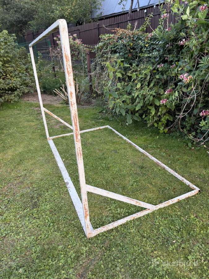 Dveji futbolo vartai - nuotraukos Nr. 2