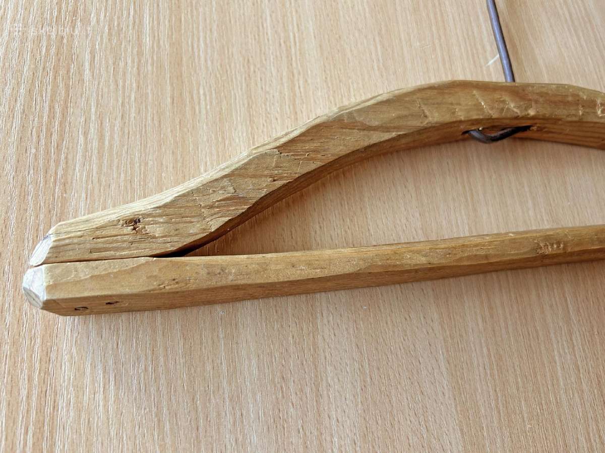 Senovinė rankų darbo pakaba drabužiams - nuotraukos Nr. 3