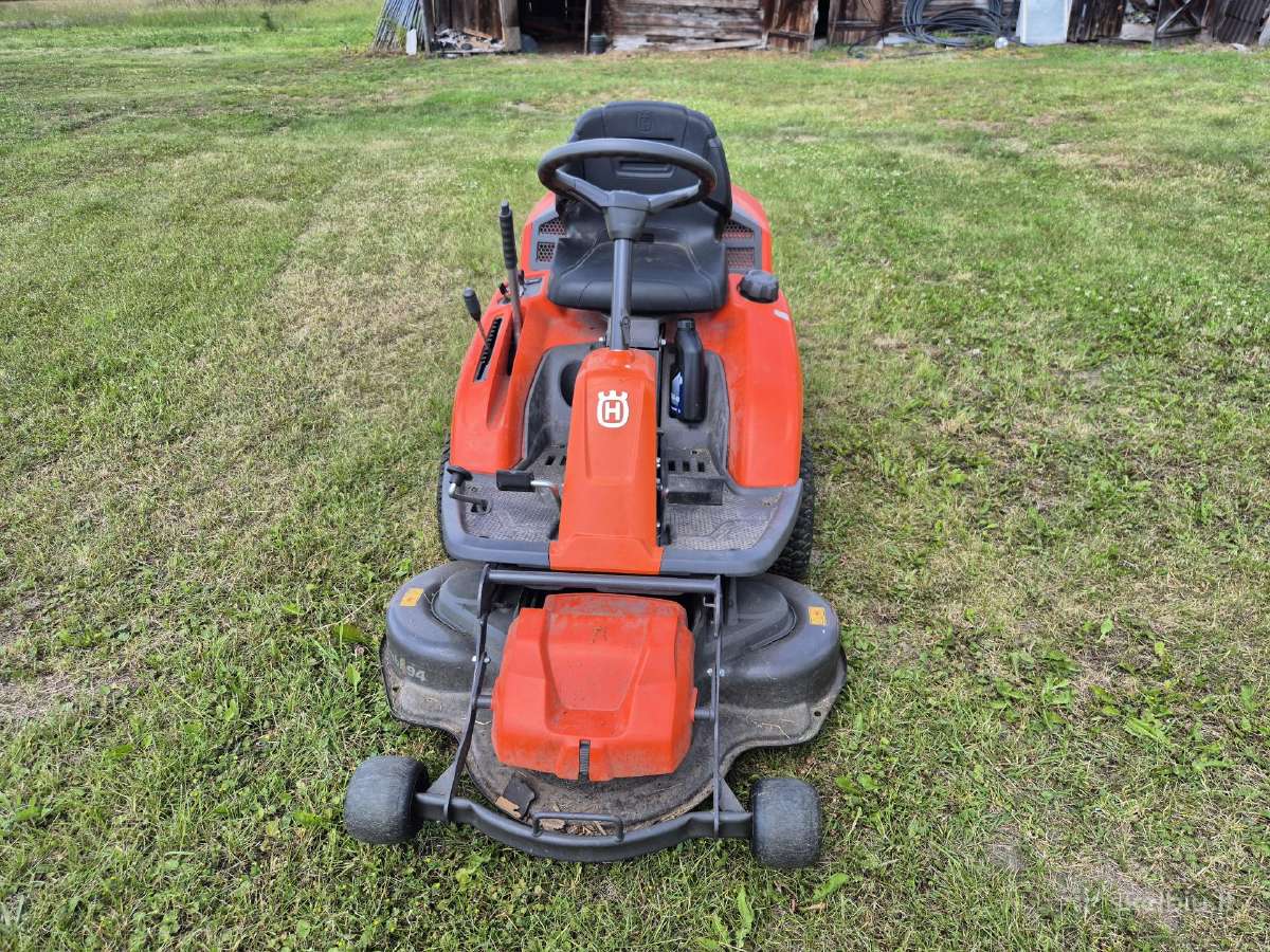 Husqvarna R214c - nuotraukos Nr. 2