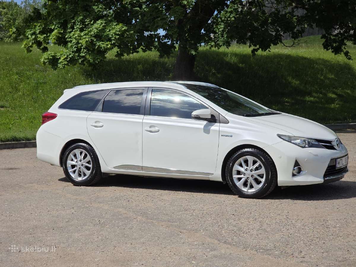 Toyota Auris 2014 - nuotraukos Nr. 2