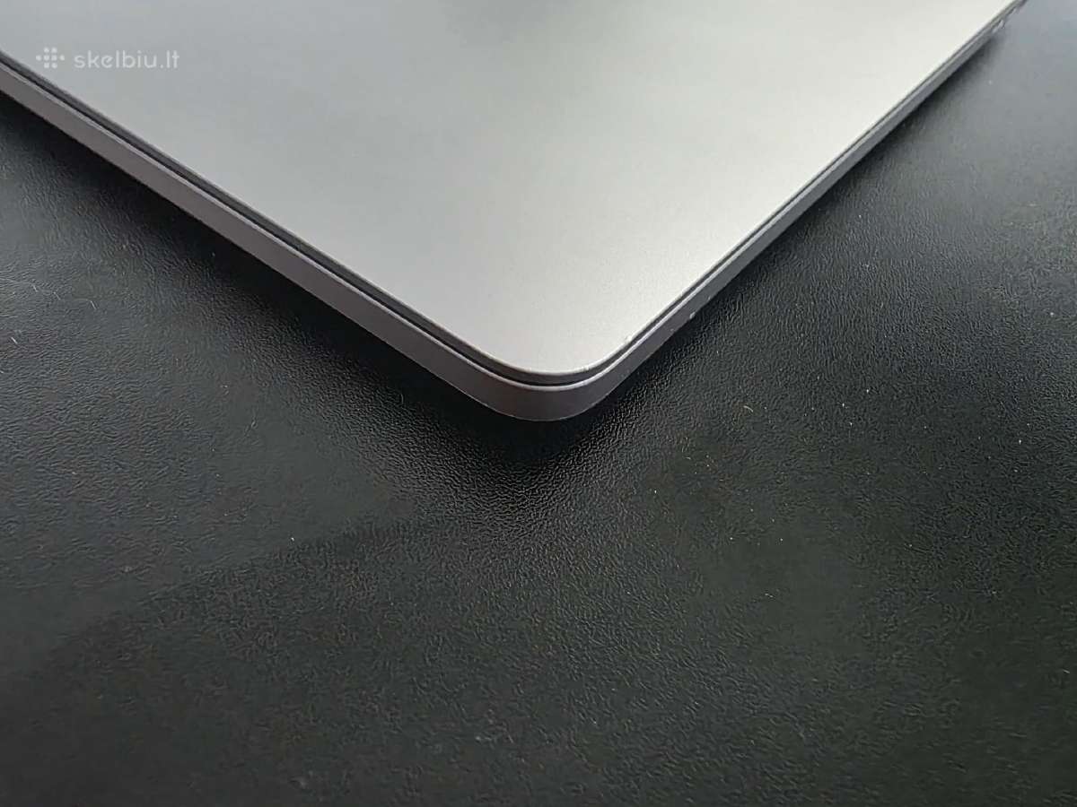 MacBook Pro 15 - nuotraukos Nr. 2