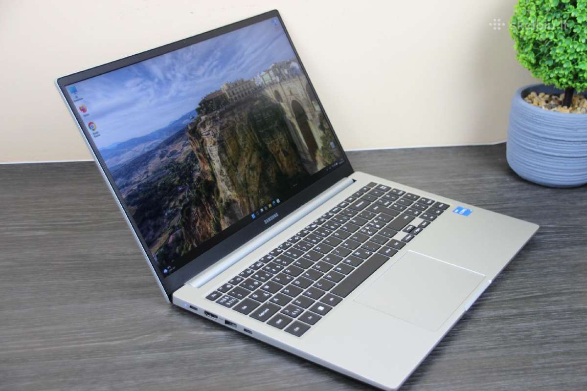 Samsung Galaxy Book 2 i3-12gen fhd ips gera būklė - nuotraukos Nr. 5