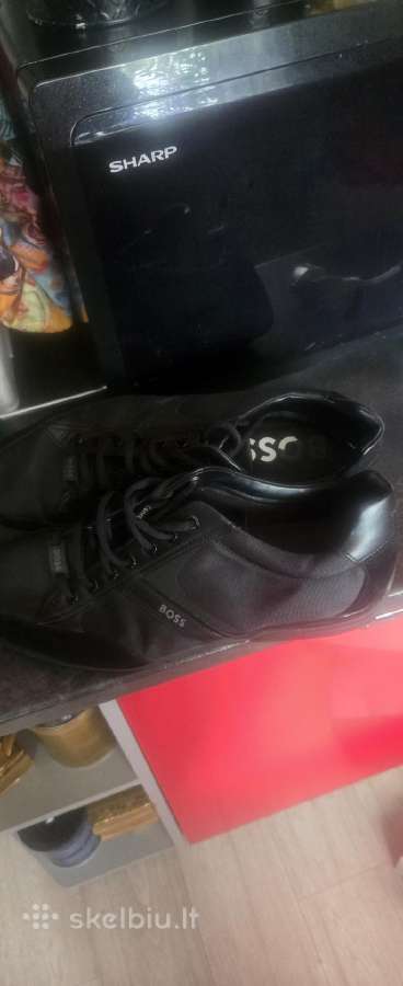 Boss 46 dydis mažai nešioti 50€ - nuotraukos Nr. 2