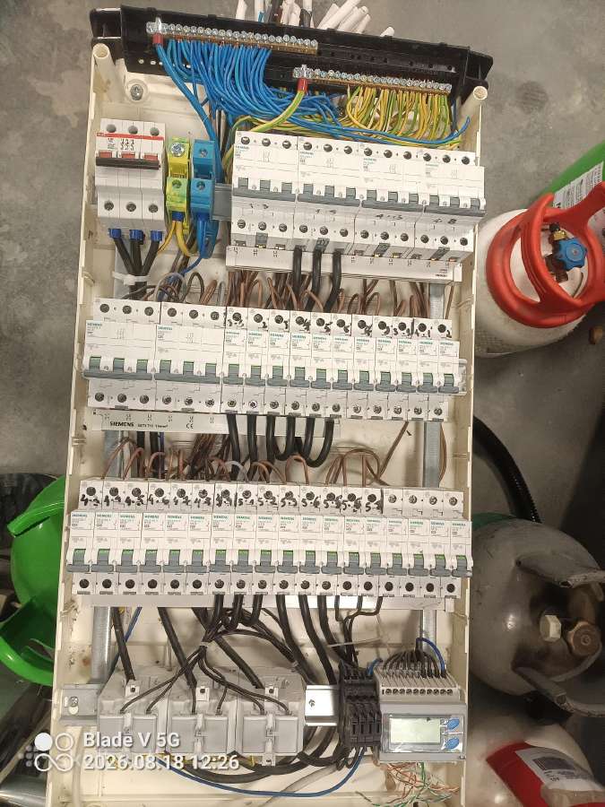 Naudotas elektros skydas su skaitikliu - nuotraukos Nr. 2