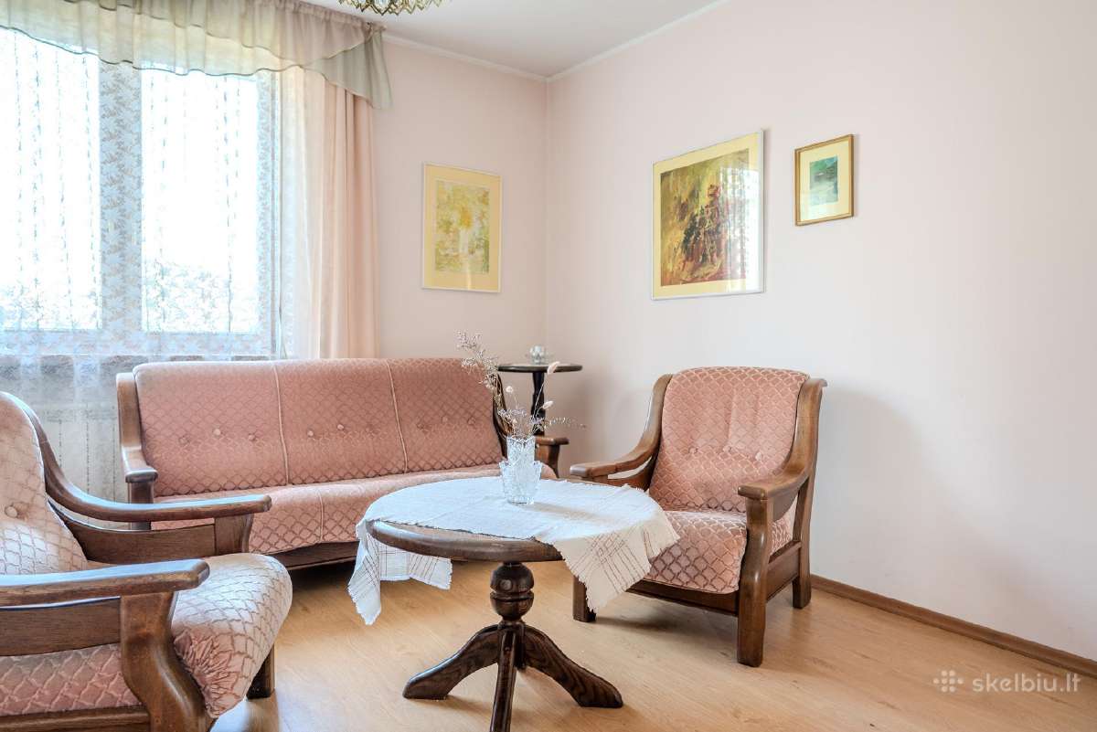 Svetainės Sofa Du Foteliai Ir Apvalus Stalas - nuotraukos Nr. 2