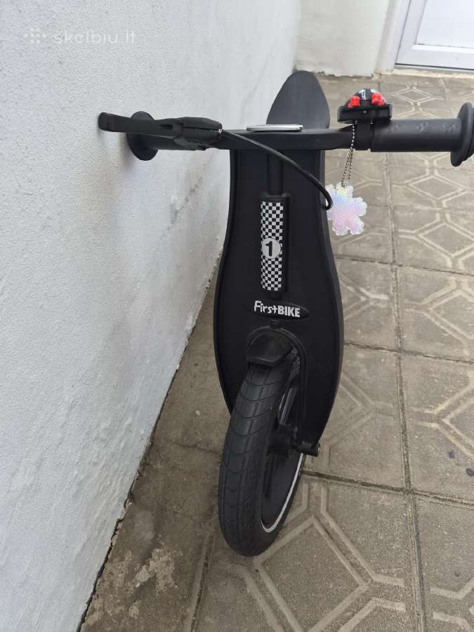 Balansinis dviratis Firstbike Special juodas - nuotraukos Nr. 2
